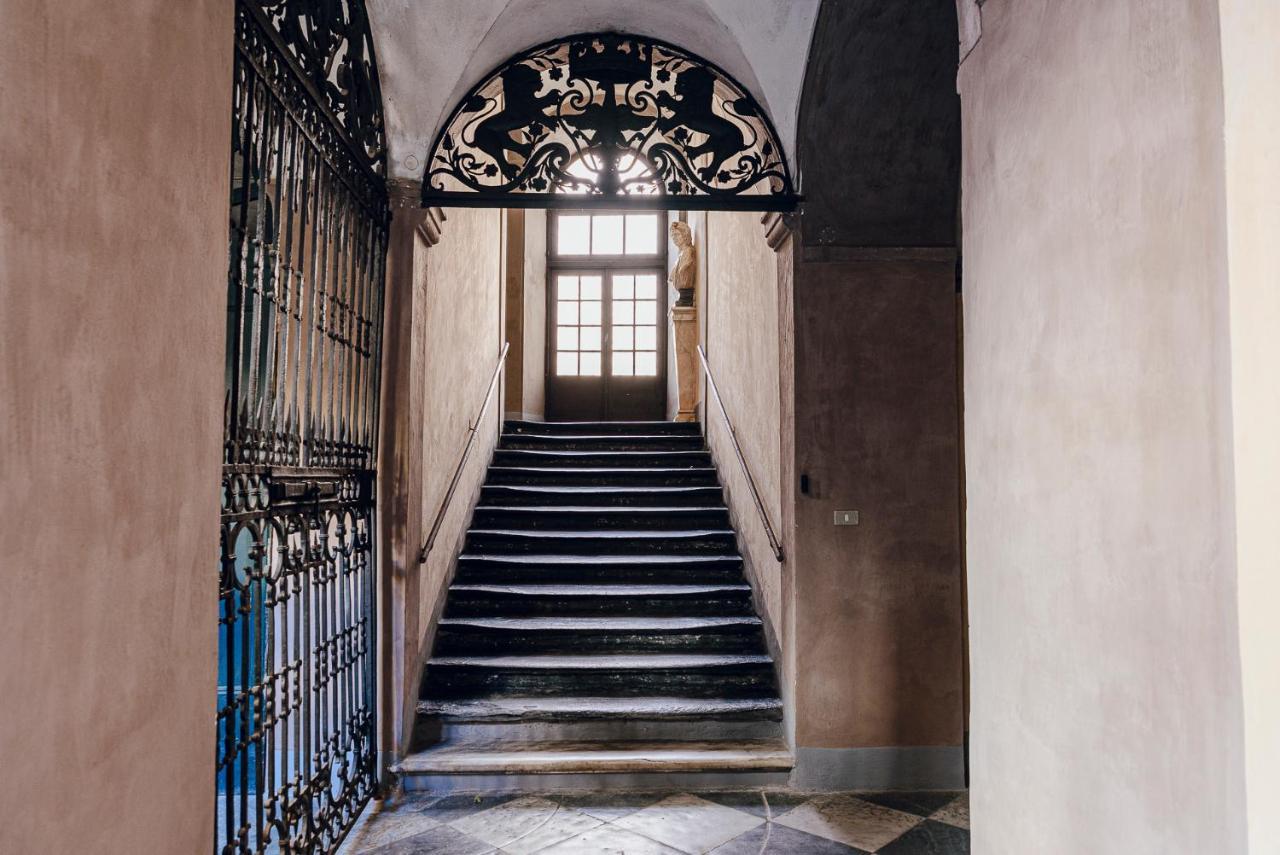 La Foresteria Di Palazzo Picedi Benettini Sarzana Extérieur photo