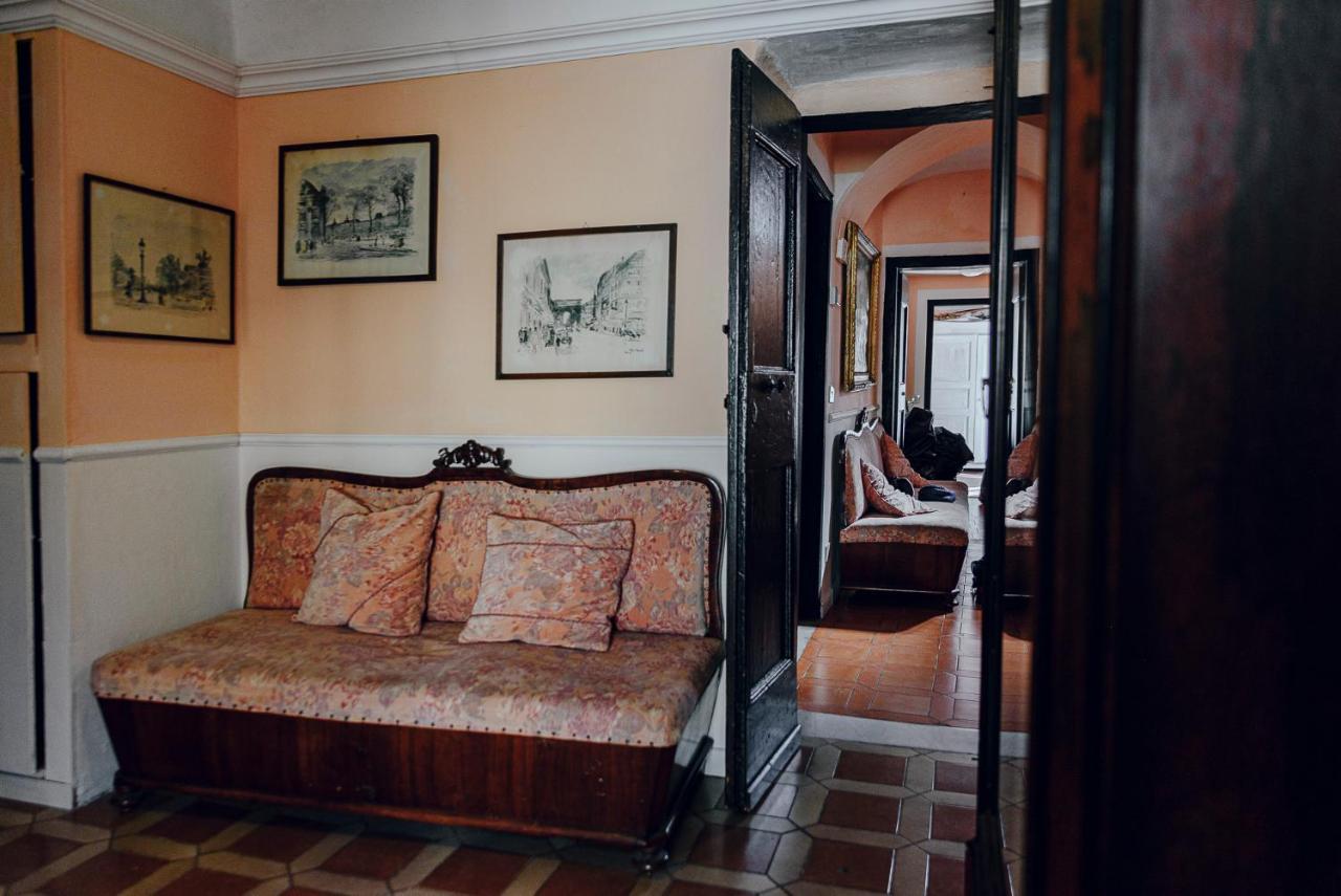 La Foresteria Di Palazzo Picedi Benettini Sarzana Extérieur photo