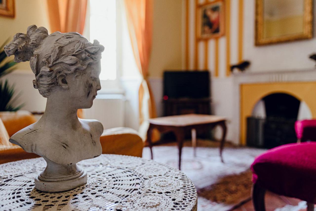 La Foresteria Di Palazzo Picedi Benettini Sarzana Extérieur photo
