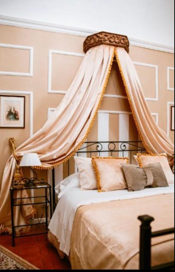 La Foresteria Di Palazzo Picedi Benettini Sarzana Extérieur photo