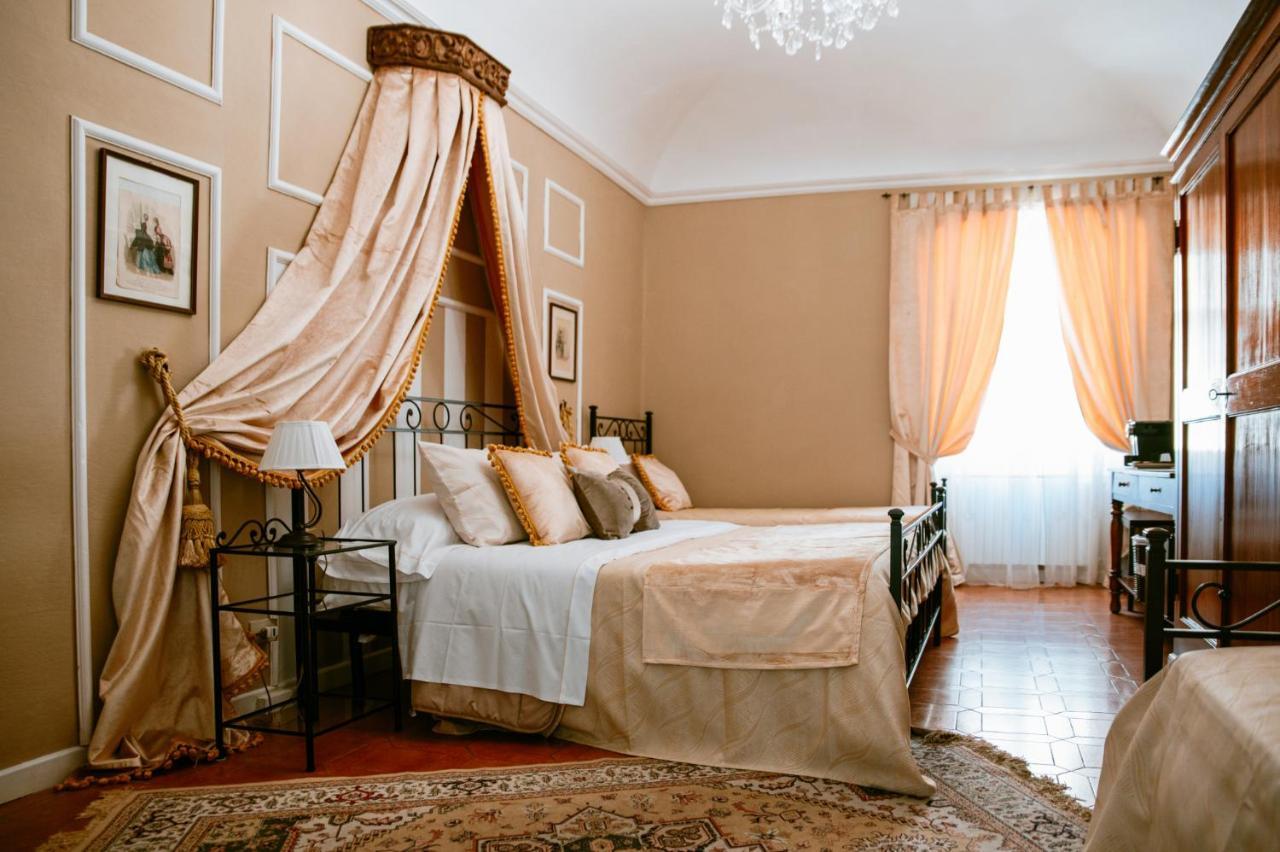 La Foresteria Di Palazzo Picedi Benettini Sarzana Extérieur photo