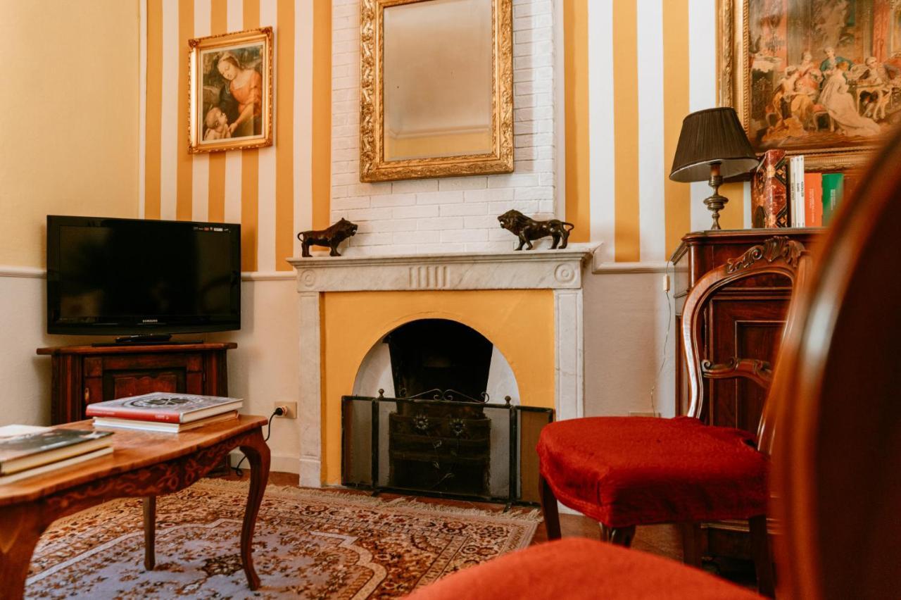 La Foresteria Di Palazzo Picedi Benettini Sarzana Extérieur photo