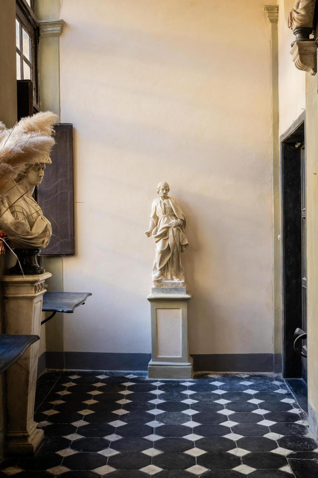 La Foresteria Di Palazzo Picedi Benettini Sarzana Extérieur photo