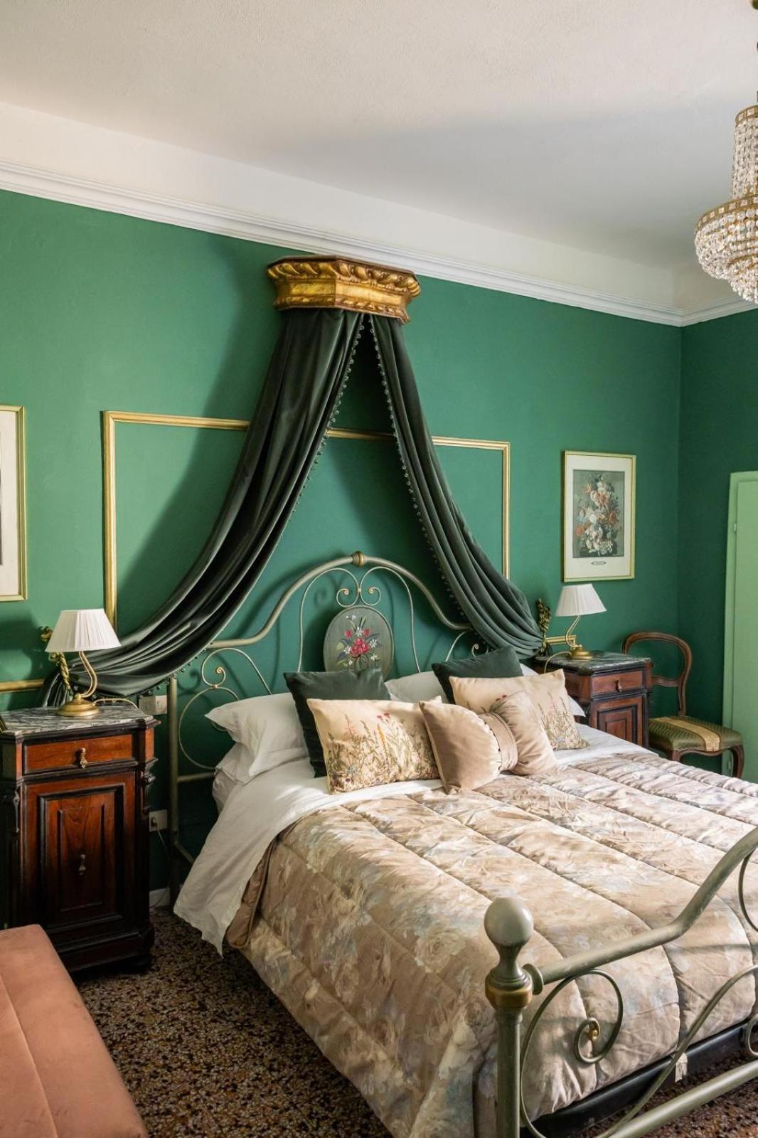 La Foresteria Di Palazzo Picedi Benettini Sarzana Extérieur photo