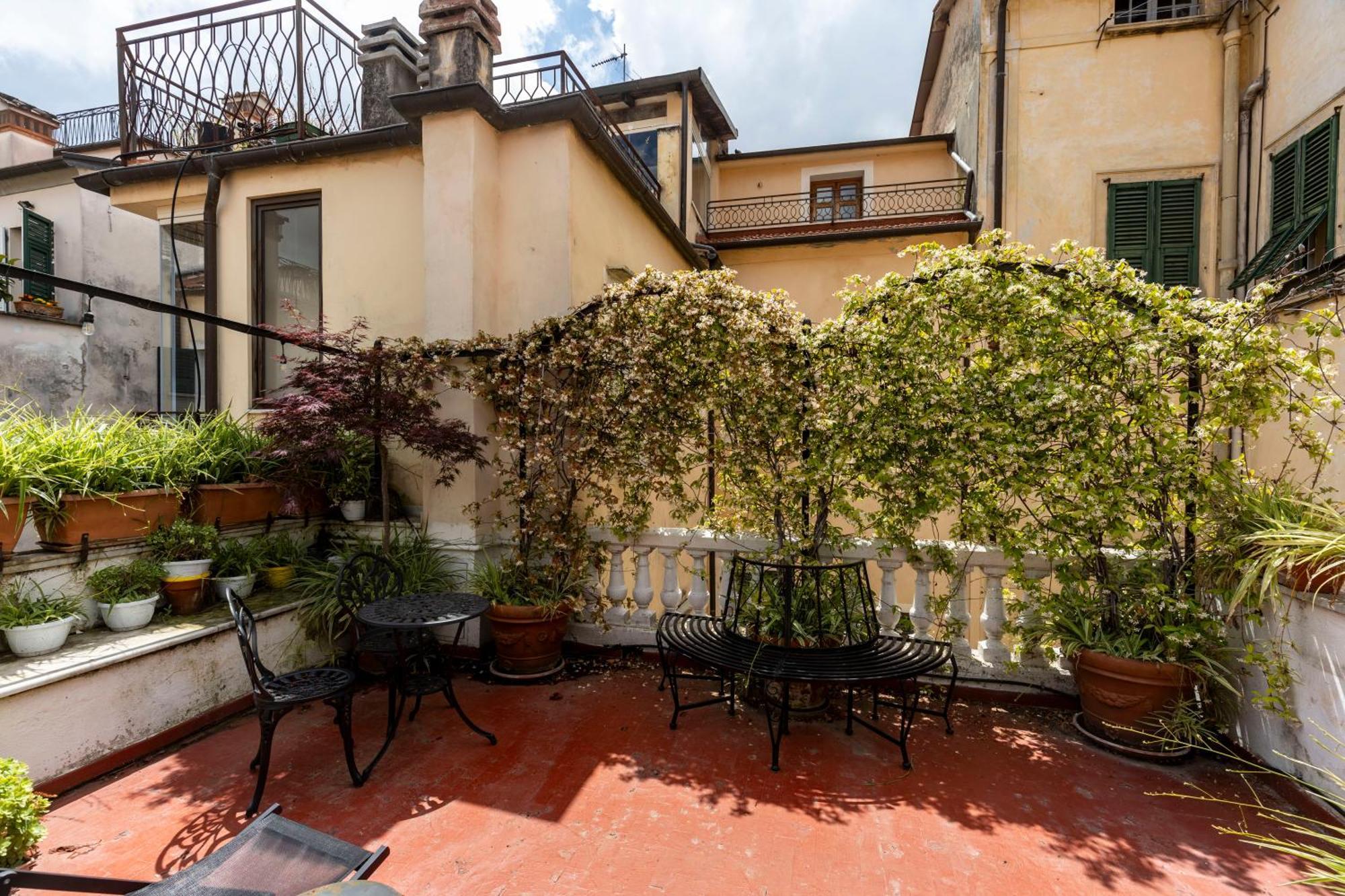 La Foresteria Di Palazzo Picedi Benettini Sarzana Extérieur photo